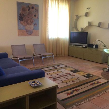 Casa "T" Daire Alba  Dış mekan fotoğraf