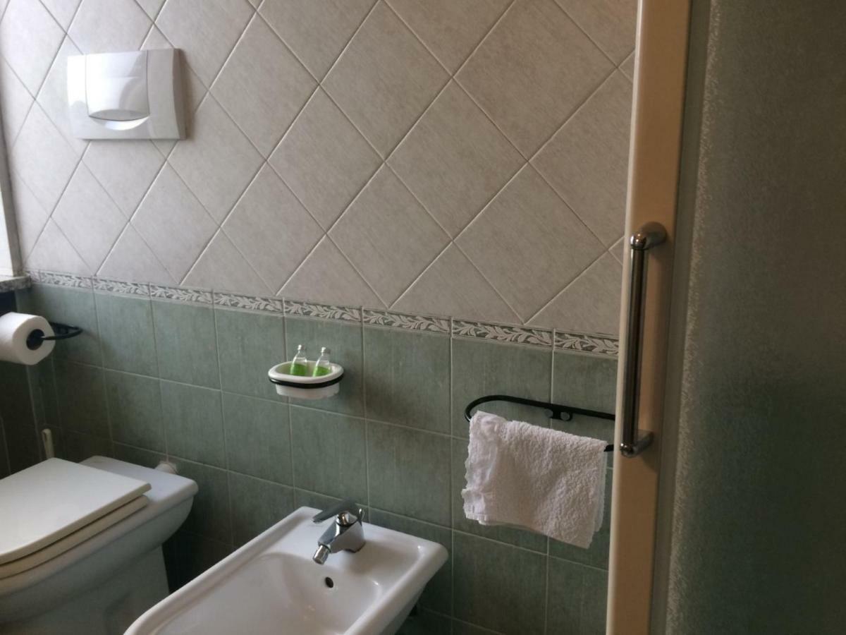 Casa "T" Daire Alba  Dış mekan fotoğraf