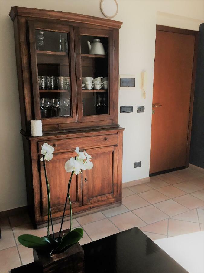 Casa "T" Daire Alba  Dış mekan fotoğraf